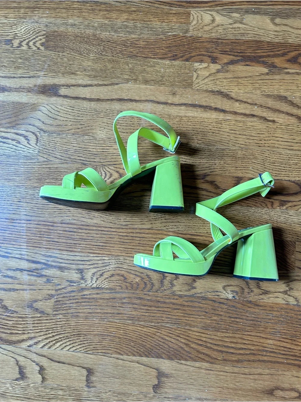 Nine West Lime Green Block Heel Sandals – Women’s Size 8.5
